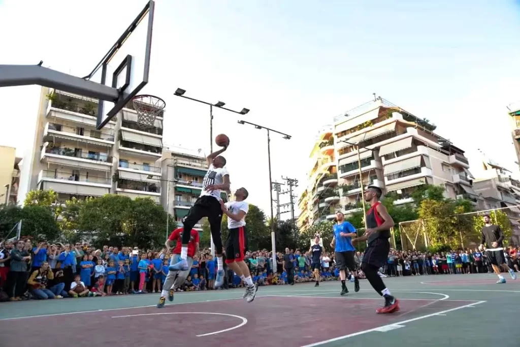 Discovering Basketball: The First Steps